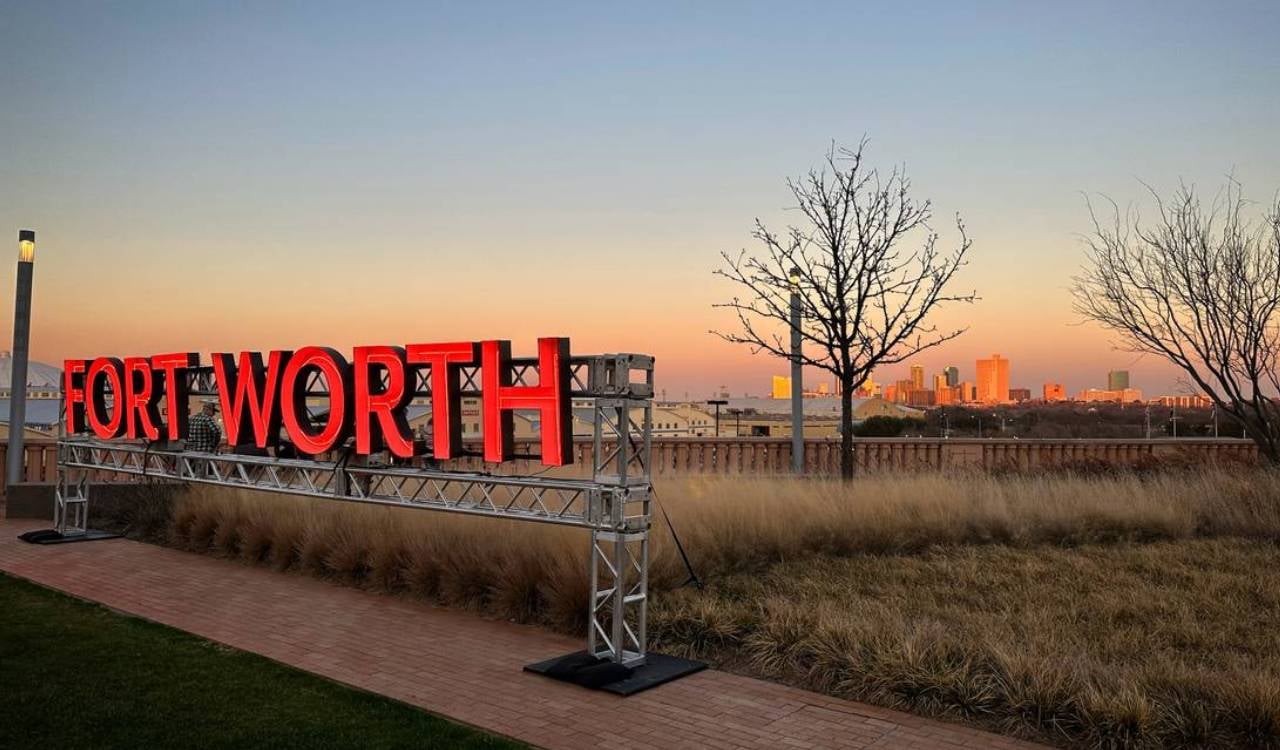 Where to Recycle Campaign Yard Signs in Fort Worth